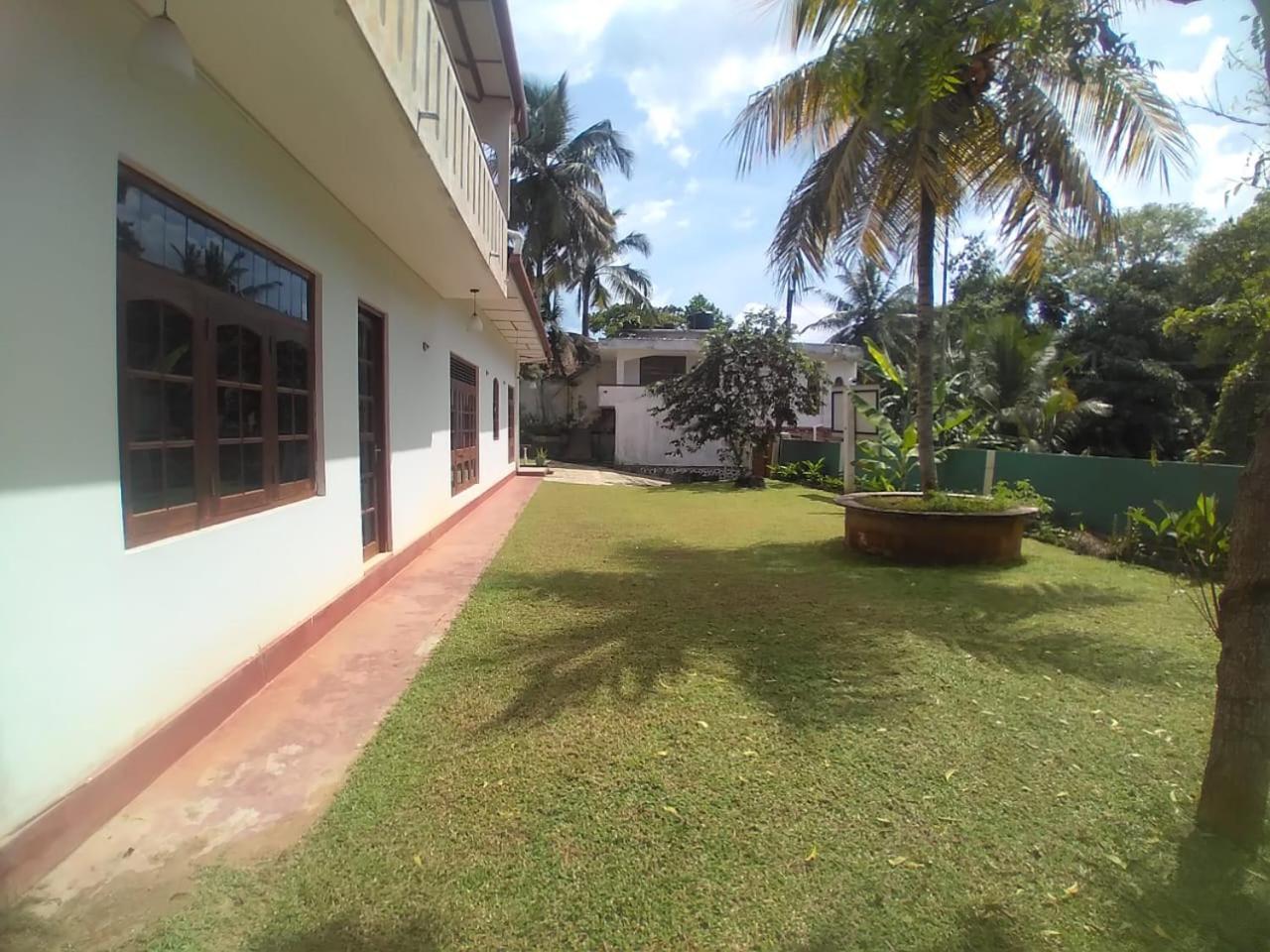 Paradise Hostel Galle Esterno foto